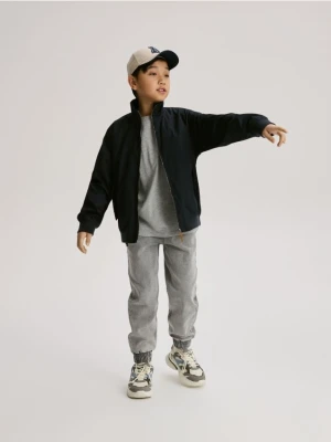 Reserved - Jeansy jogger - jasnoszary