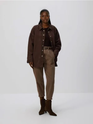 Zdjęcie produktu Reserved - Jeansy paperbag z paskiem - brązowy