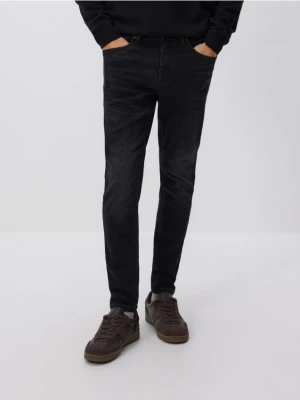 Reserved - Jeansy skinny z efektem sprania - czarny