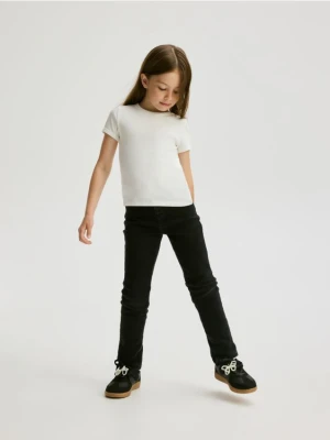 Reserved - Jeansy slim fit z guzikiem w serce - szary