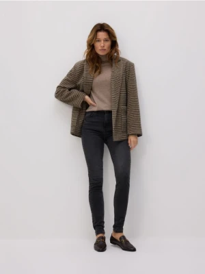 Reserved - Jeansy slim z dłuższą nogawką - szary