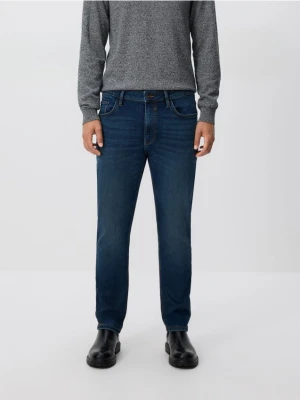 Reserved - Jeansy slim z efektem sprania - granatowy
