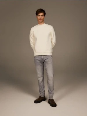 Reserved - Jeansy slim z efektem sprania - jasnoszary