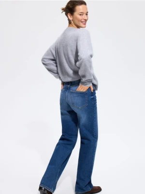 Reserved - Jeansy straight comfort - granatowy