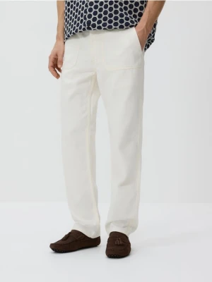 Reserved - Jeansy straight fit - złamana biel