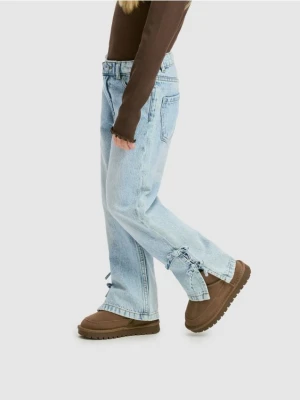 Reserved - Jeansy straight z kokardkami - niebieski