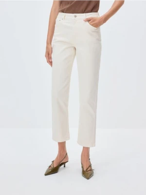 Reserved - Jeansy straight - złamana biel