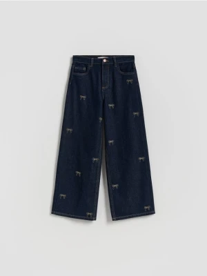 Reserved - Jeansy super wide leg z haftem - granatowy