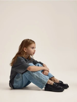 Reserved - Jeansy super wide leg z koronką - niebieski