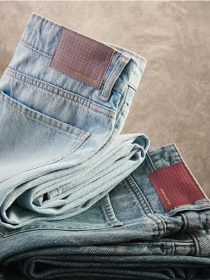 Reserved - Jeansy wide leg - niebieski