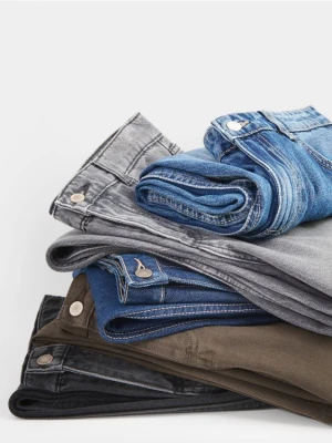 Reserved - Jeansy wide leg - niebieski