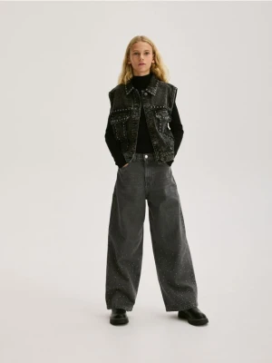 Reserved - Jeansy wide leg z cyrkoniami - szary