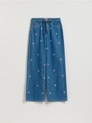 Reserved - Jeansy wide leg z haftem - niebieski