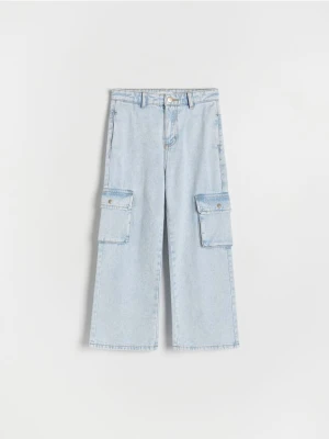 Reserved - Jeansy wide leg z kieszeniami cargo - niebieski