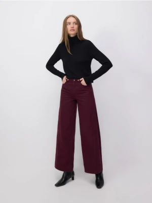 Reserved - Jeansy wide leg z przeszyciami - burgundowy