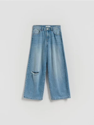 Reserved - Jeansy wide leg z przetarciem - niebieski