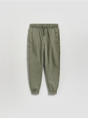 Reserved - Joggery z efektem sprania - ciemnozielony