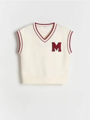 Reserved - Kamizelka swetrowa z naszywką - złamana biel