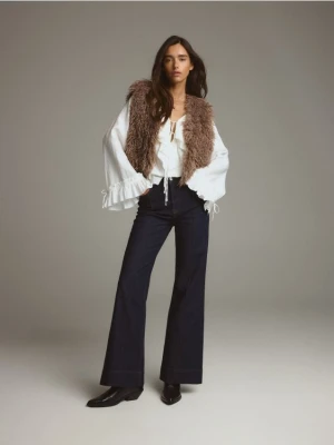 Reserved - Kamizelka z imitacji futra - brązowy