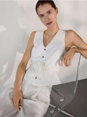 Reserved - Kamizelka z lyocellem - złamana biel