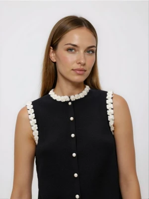 Reserved - Kamizelka z ozdobnym wykończeniem - czarny