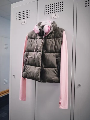 Reserved - Kamizelka ze stójką - szary