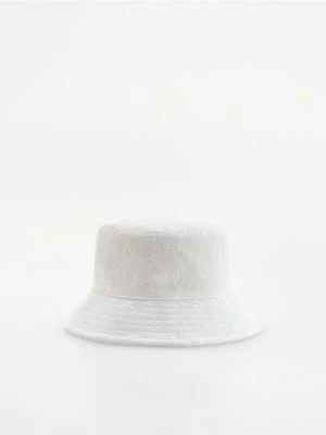 Reserved - Kapelusz typu bucket z haftem - złamana biel