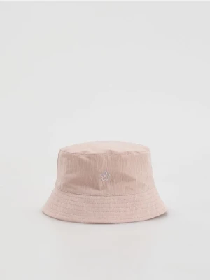 Reserved - Kapelusz z haftem - pastelowy róż