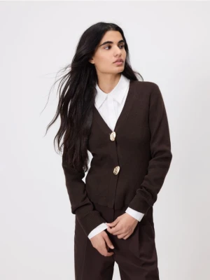 Reserved - Kardigan z dekoracyjnymi guzikami - brązowy