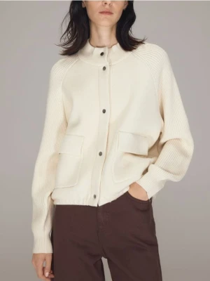 Reserved - Kardigan z kieszeniami - kremowy