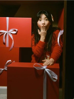 Reserved - Kardigan z ozdobnymi guzikami - czerwony