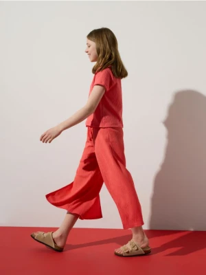 Reserved - Klapki z imitacji skóry - beżowy