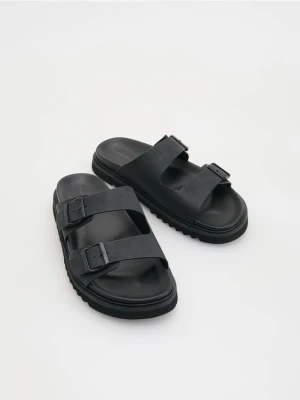 Zdjęcie produktu Reserved - Klapki z klamrami - czarny