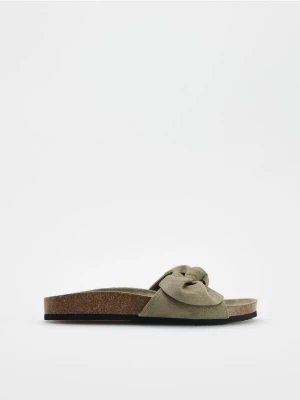 Reserved - Klapki z kokardami - jasny zielony