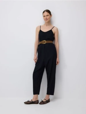 Reserved - Kombinezon na ramiączkach z wiskozą - czarny