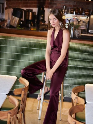 Reserved - Kombinezon z tkaniny NAIA - ciemnofioletowy