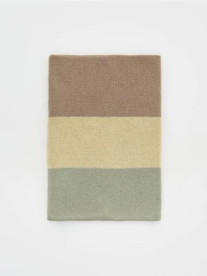 Reserved - Komin w paski - oliwkowy