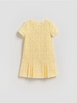 Reserved - Koronkowa sukienka z cekinami - jasnożółty