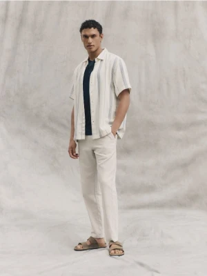 Reserved - Koszula comfort fit w paski - złamana biel