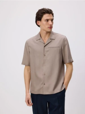 Reserved - Koszula comfort fit z lyocellu - brązowy