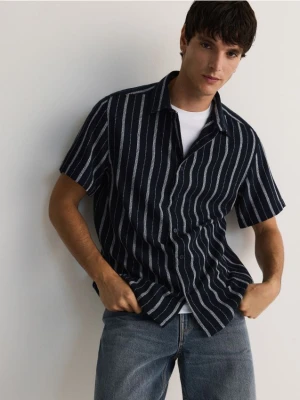 Reserved - Koszula comfort fit ze strukturalnej tkaniny - granatowy