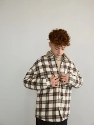 Reserved - Koszula oversize w kratę - beżowy