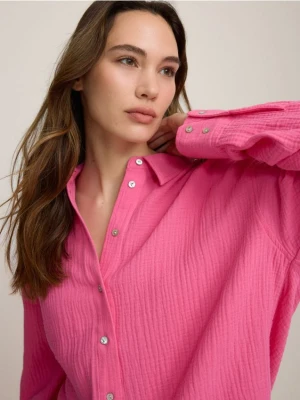 Reserved - Koszula oversize z bawełnianego muślinu - intensywny róż