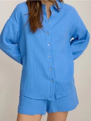 Reserved - Koszula oversize z bawełnianego muślinu - jasnoniebieski