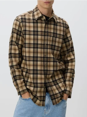 Reserved - Koszula regular fit w kratę - beżowy