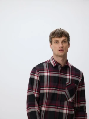 Reserved - Koszula regular fit w kratę - czerwony