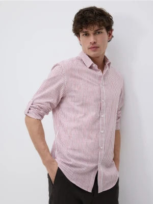 Reserved - Koszula regular fit w paski - czerwony