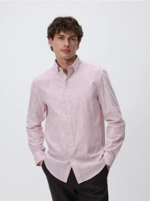 Reserved - Koszula regular fit w paski - czerwony