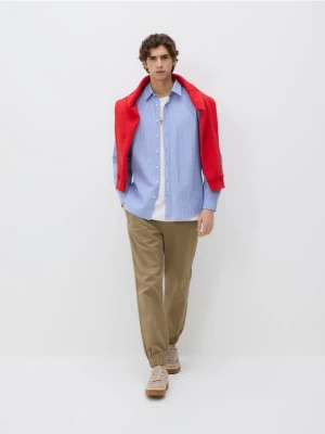 Reserved - Koszula regular fit w paski - jasnoniebieski