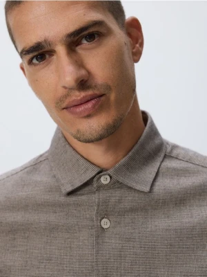 Reserved - Koszula regular z bawełny egipskiej - brązowy